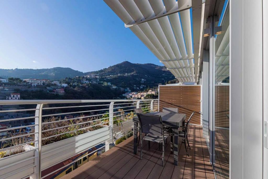 Exclusive Apartment Alassio With Sea View Eksteriør billede